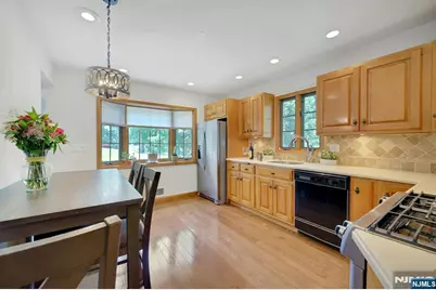 21 Hickory Drive, Oakland, NJ 07436 - Photo 19