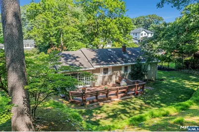 21 Hickory Drive, Oakland, NJ 07436 - Photo 5