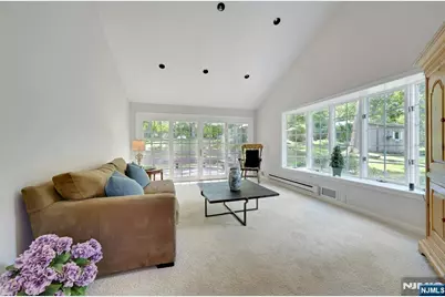 21 Hickory Drive, Oakland, NJ 07436 - Photo 15
