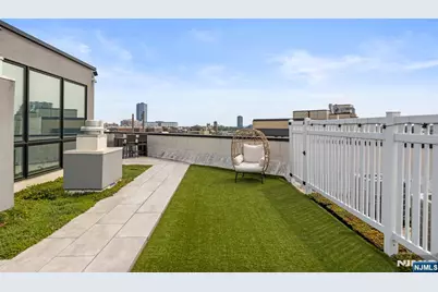 332 Newark Avenue 4A #4A, Jersey City, NJ 07302 - Photo 19