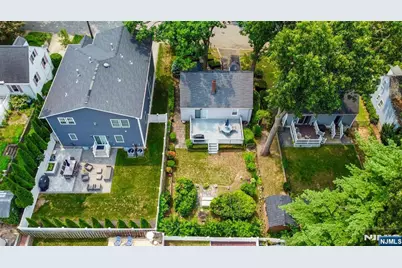 45 Cleveland Avenue, Hasbrouck Heights, NJ 07604 - Photo 37