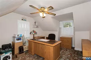 45 Cleveland Ave, Hasbrouck Heights, NJ 07604 - Photo 15