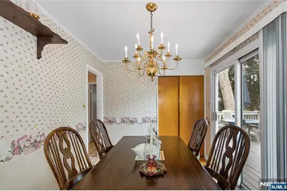 45 Cleveland Avenue, Hasbrouck Heights, NJ 07604 - Photo 11