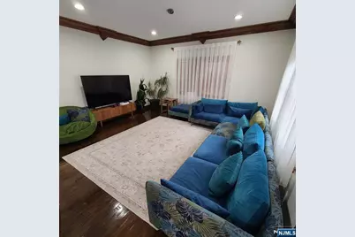 526 Moonachie Avenue, Wood Ridge, NJ 07075 - Photo 9