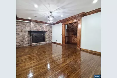 526 Moonachie Avenue, Wood Ridge, NJ 07075 - Photo 5