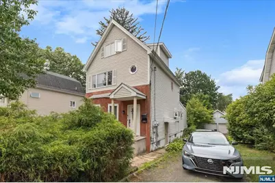 715 5th Street, Lyndhurst Township, NJ 07071 - Photo 3