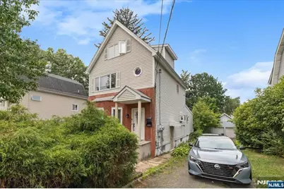 715 5th Street, Lyndhurst Township, NJ 07071 - Photo 3