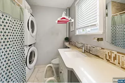 715 5th Street, Lyndhurst Township, NJ 07071 - Photo 27