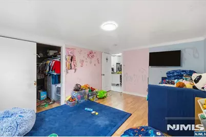 715 5th Street, Lyndhurst Township, NJ 07071 - Photo 21
