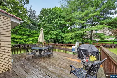 580 Wyckoff Avenue, Mahwah, NJ 07430 - Photo 11