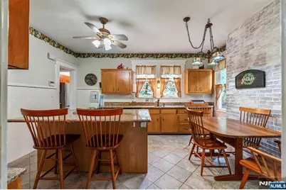 580 Wyckoff Avenue, Mahwah, NJ 07430 - Photo 17