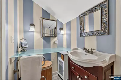 580 Wyckoff Avenue, Mahwah, NJ 07430 - Photo 29