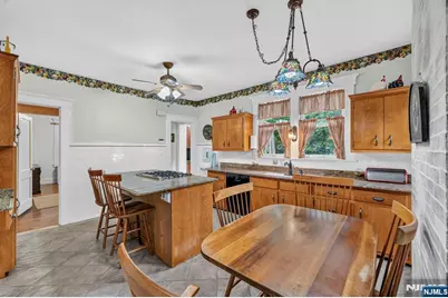 580 Wyckoff Avenue, Mahwah, NJ 07430 - Photo 19
