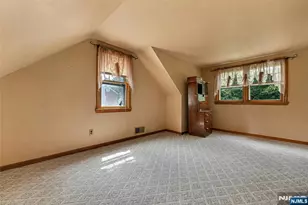725 Millbrook Rd, River Edge, NJ 07661 - Photo 15