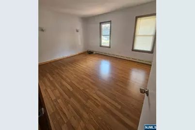 268 Palisade Avenue 1st Floor #1st floor, Garfield, NJ 07026 - Photo 5