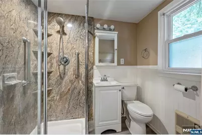 35 Park Avenue, Dumont, NJ 07628 - Photo 19