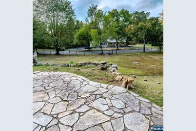 647 Wyckoff Avenue, Mahwah, NJ 07430 - Photo 29