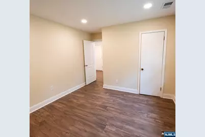 647 Wyckoff Avenue, Mahwah, NJ 07430 - Photo 13