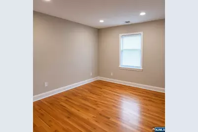 647 Wyckoff Avenue, Mahwah, NJ 07430 - Photo 21