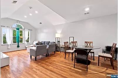 312 Orange Street, Newark, NJ 07103 - Photo 3