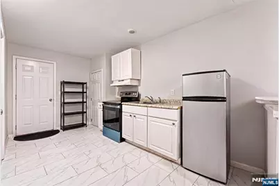 312 Orange Street, Newark, NJ 07103 - Photo 15