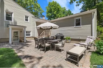 85 Page Drive, Oakland, NJ 07436 - Photo 27