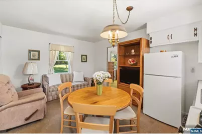 85 Page Drive, Oakland, NJ 07436 - Photo 11