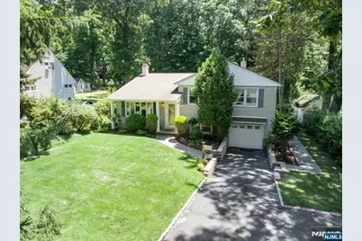 85 Page Drive, Oakland, NJ 07436 - Photo 3