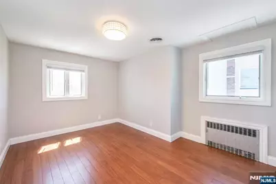 40 Winslow Terrace, Fair Lawn, NJ 07410 - Photo 11