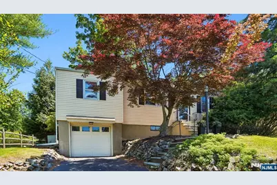 74 Minnehaha, Oakland, NJ 07436 - Photo 1