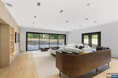 60X Brookside Drive, Upper Saddle River, NJ 07458 - Photo 15