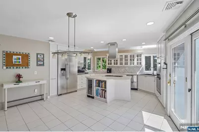 87 Irving Avenue, Englewood Cliffs, NJ 07632 - Photo 11