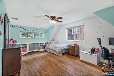 435 Claremont Avenue, Teaneck Township, NJ 07666 - Photo 17