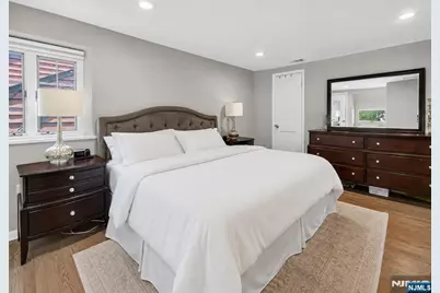 435 Claremont Avenue, Teaneck Township, NJ 07666 - Photo 13