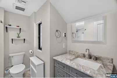 435 Claremont Avenue, Teaneck Township, NJ 07666 - Photo 15