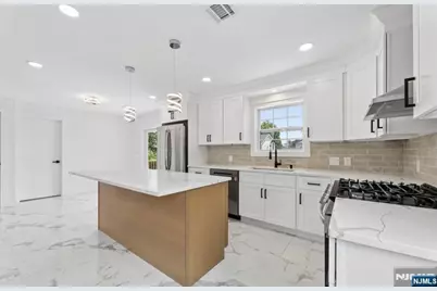 8 Annette Terrace, Lodi, NJ 07544 - Photo 7