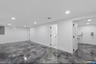 8 Annette Terrace, Lodi, NJ 07544 - Photo 15