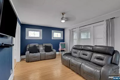 434 3rd Avenue, Roselle, NJ 07203 - Photo 9