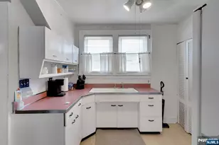 434 3rd Ave, Roselle, NJ 07203 - Photo 15