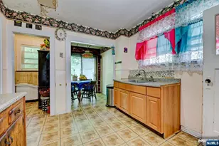47 Boyden Pkwy, Maplewood, NJ 07040 - Photo 17