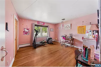 800 Asbury Street, New Milford, NJ 07646 - Photo 27