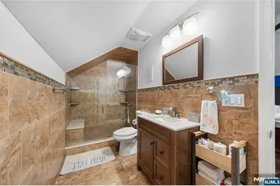 800 Asbury Street, New Milford, NJ 07646 - Photo 25