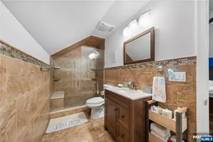 800 Asbury St, New Milford, NJ 07646 - Photo 25