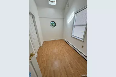 18 Union Avenue, Bloomingdale, NJ 07403 - Photo 9