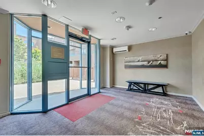 418 Chase Court, Edgewater, NJ 07020 - Photo 3