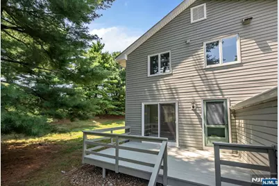 14 Parsons Court, Mahwah, NJ 07430 - Photo 5