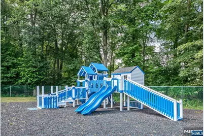14 Parsons Court, Mahwah, NJ 07430 - Photo 31