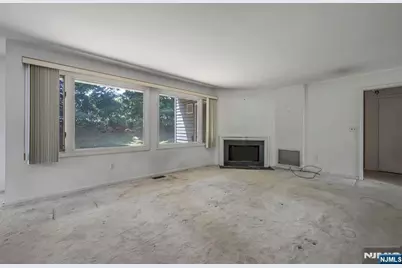 14 Parsons Court, Mahwah, NJ 07430 - Photo 17