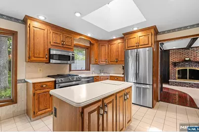 168 Rafkind Road, Bloomingdale, NJ 07403 - Photo 5