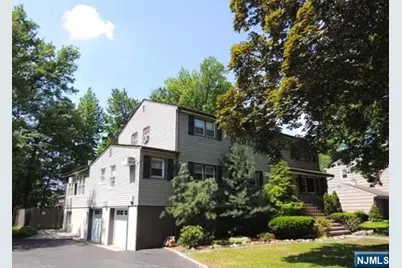 84 Colgate Avenue, Paramus, NJ 07652 - Photo 13